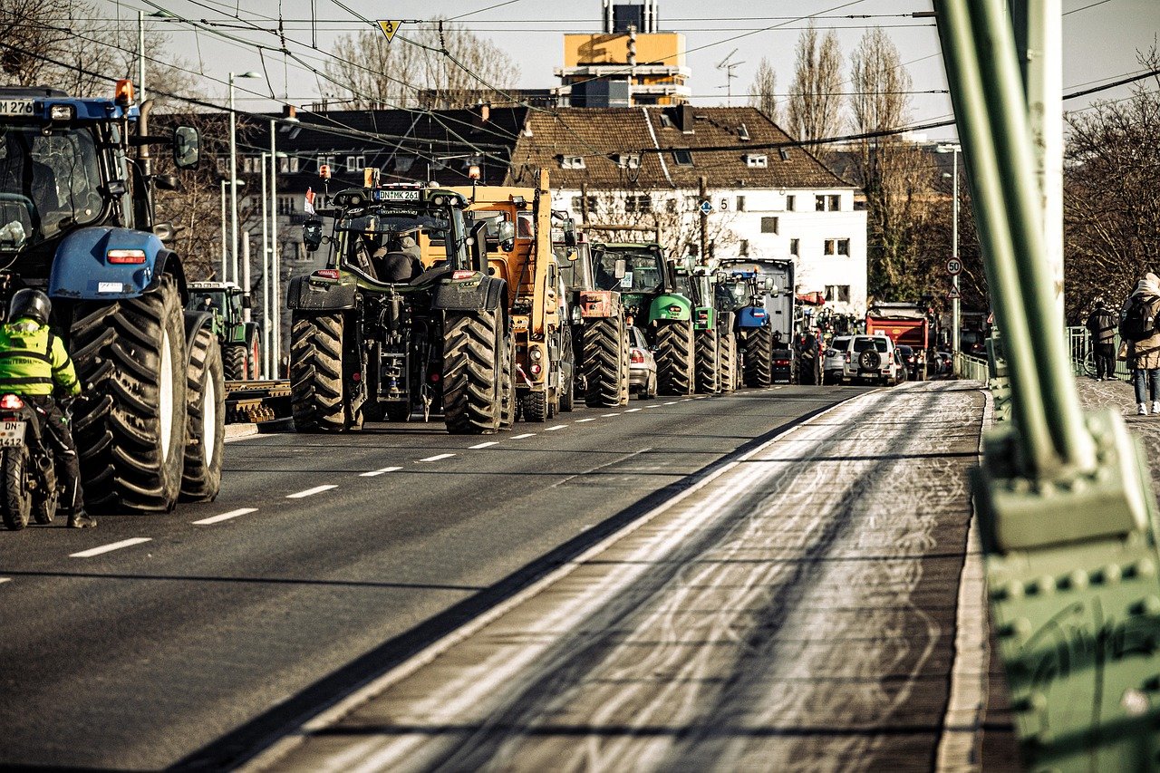 Масови протести на фермери в цяла Европа